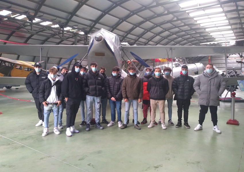 Visita al Museo de Aeronáutica y Astronáutica.