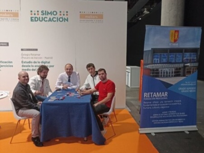 SIMO EDUCACIÓN: Estudio de lo digital desde lo analógico
