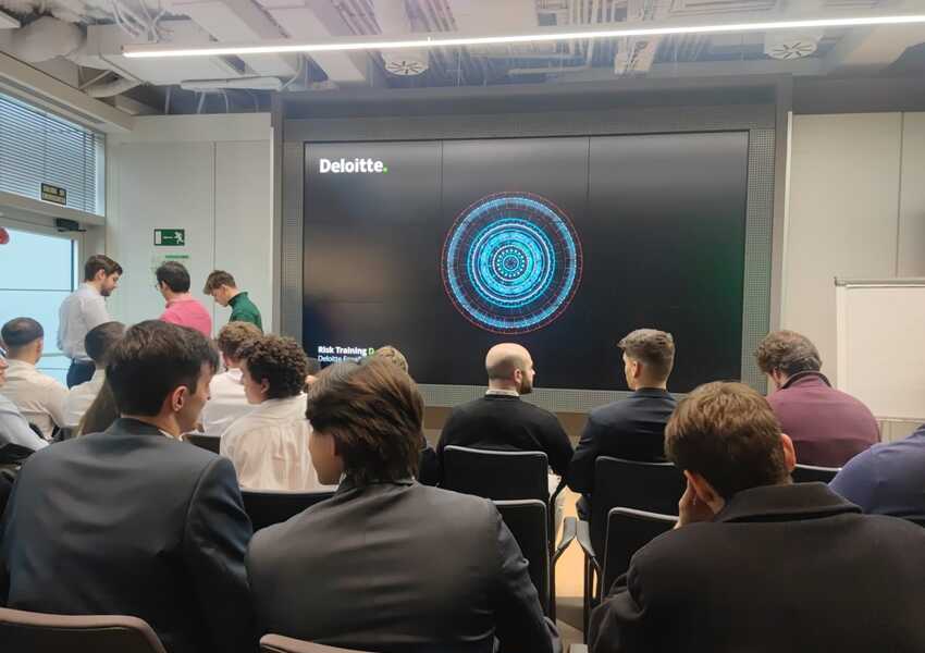 Visita a Deloitte