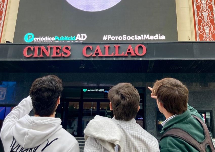 Nuestros alumnos en el VII Foro Social Media, Metaverso & e-Sports