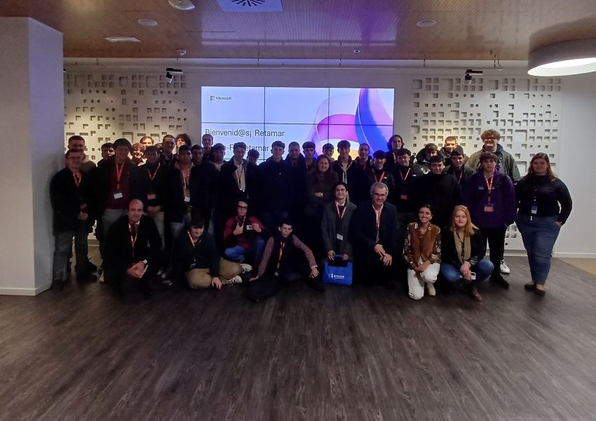 Visita a Microsoft e inmersión en el mundo de la tecnología e innovación de nuestros alumnos de GA y SMIR