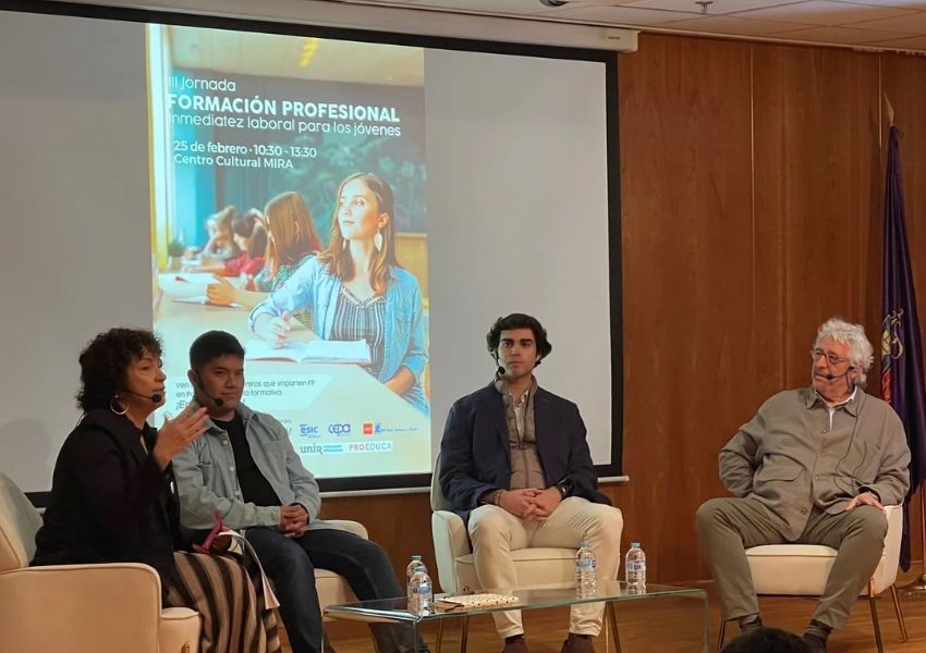 ¿Por qué recomendarías Retamar FP? Jornadas de Orientación sobre FP en Pozuelo